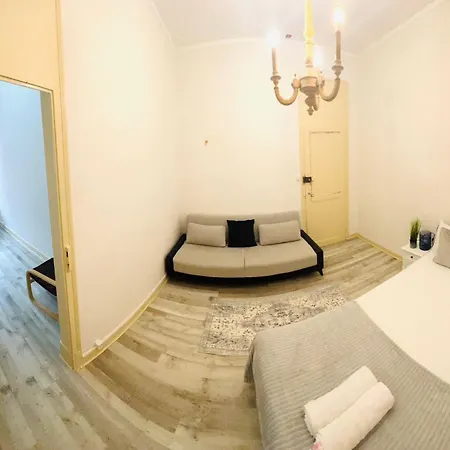High Standard Lisbon, Super For Tourists Hostal *
