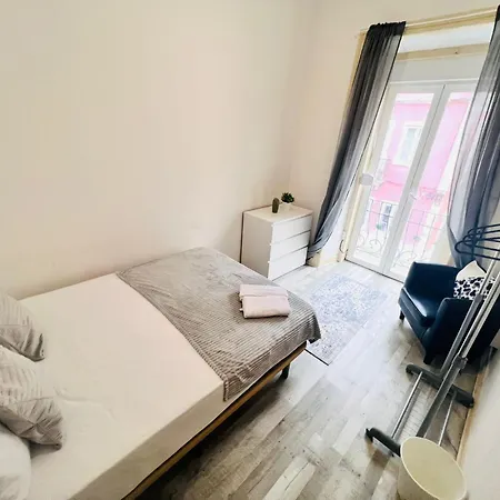 High Standard Lisbon, Super For Tourists 旅馆 *