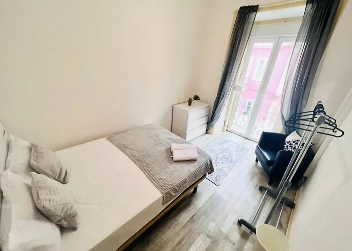 High Standard Lisbon, Super For Tourists 旅馆 *